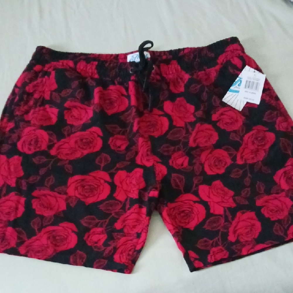 Floral Red and Black Men's Shorts